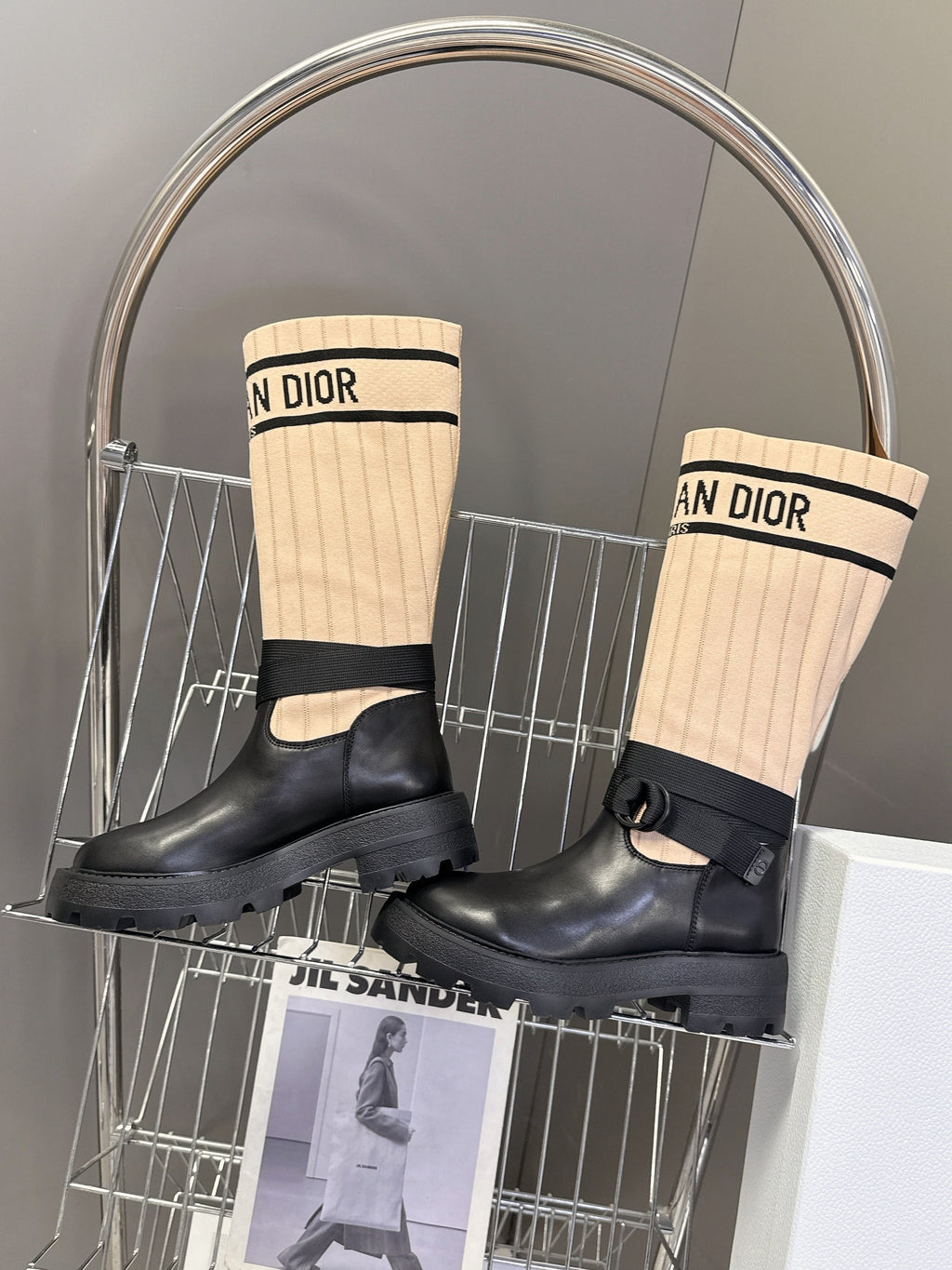 DIOR 25S D-MAJOR ANKLE BOOTS IN BLACK CALFSKIN AND LIGHT BEIGE FABRIC