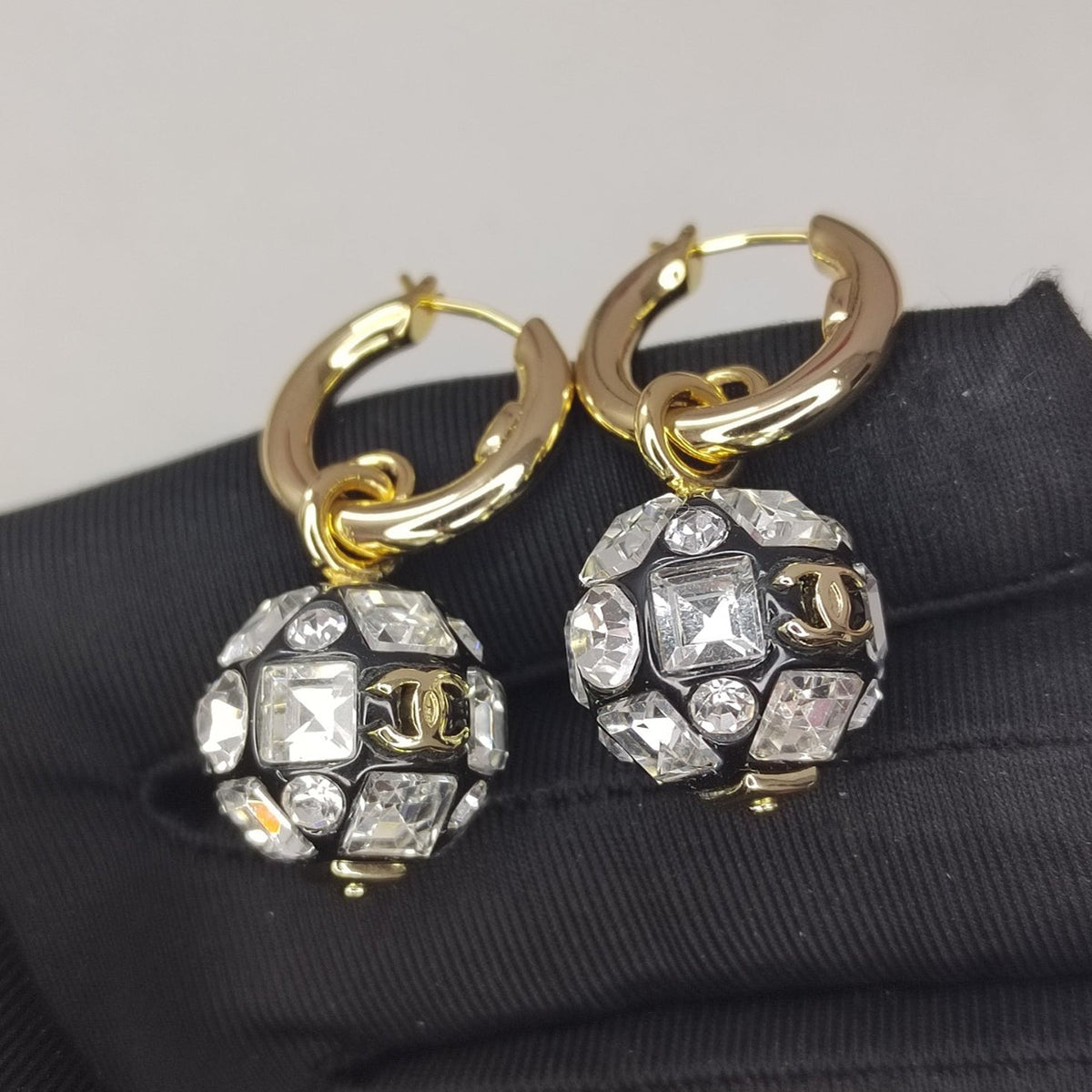 18K  Chanel Ball Crystals Earrings