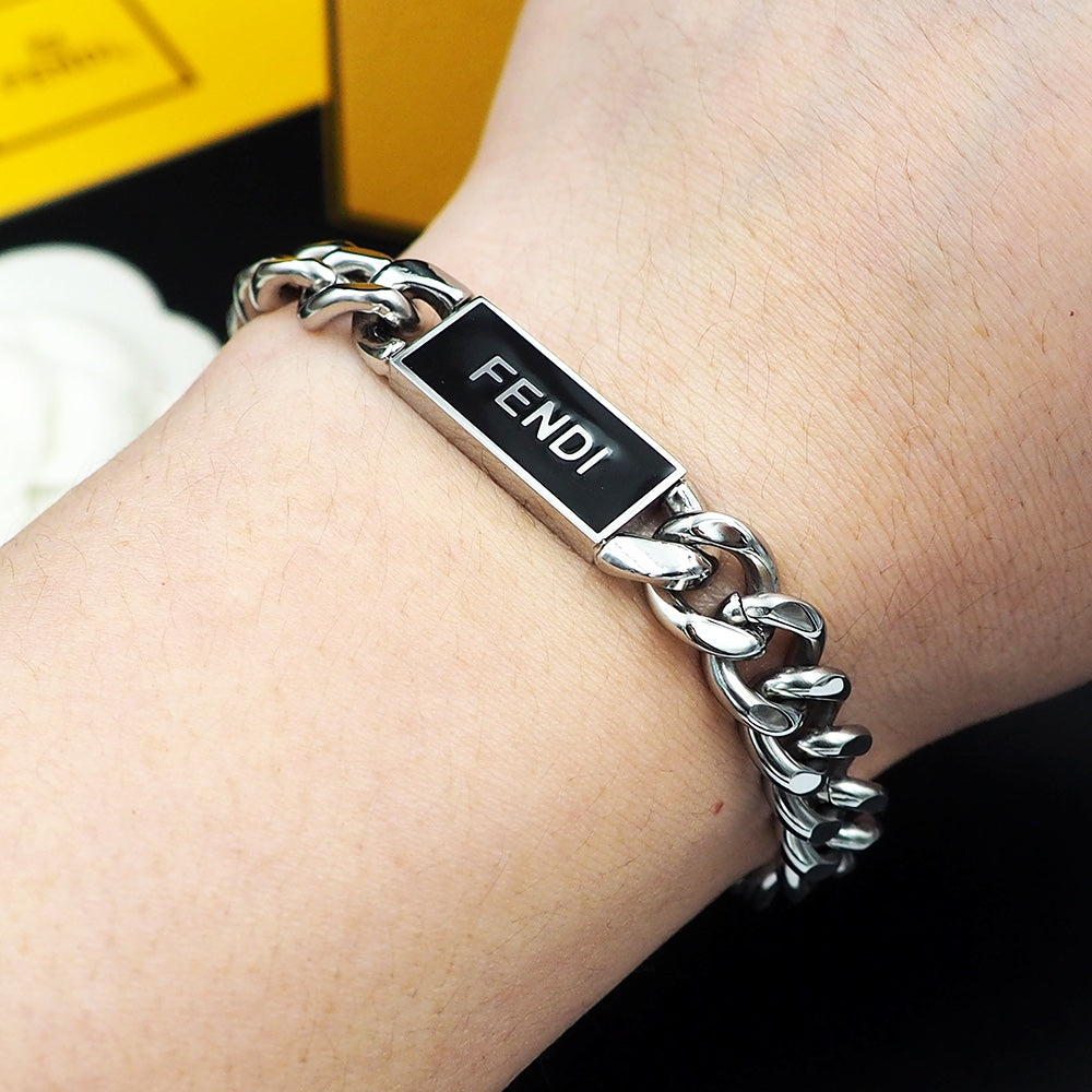 18K Fendi Chain Bracelet
