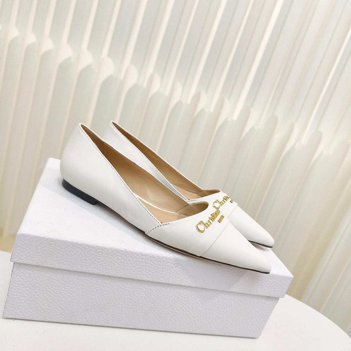 DIOR POINTED BALLET FLATS 25S IN WHITE CALFSKIN WITH GOLD HARDWARE