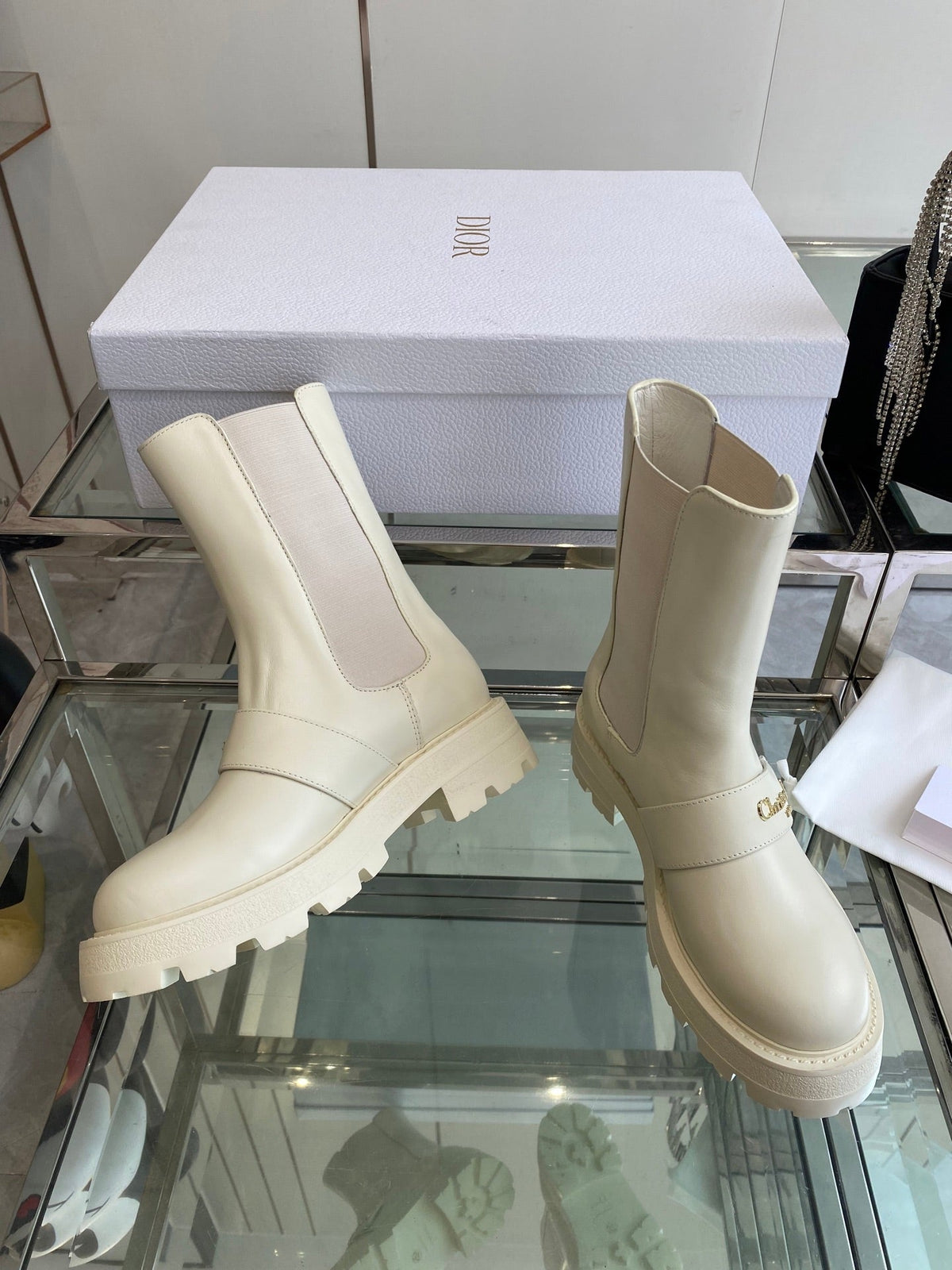 DIOR 25S D-QUEST ANKLE BOOT 35MM IN WHITE CALFSKIN GOLD HARDWARE