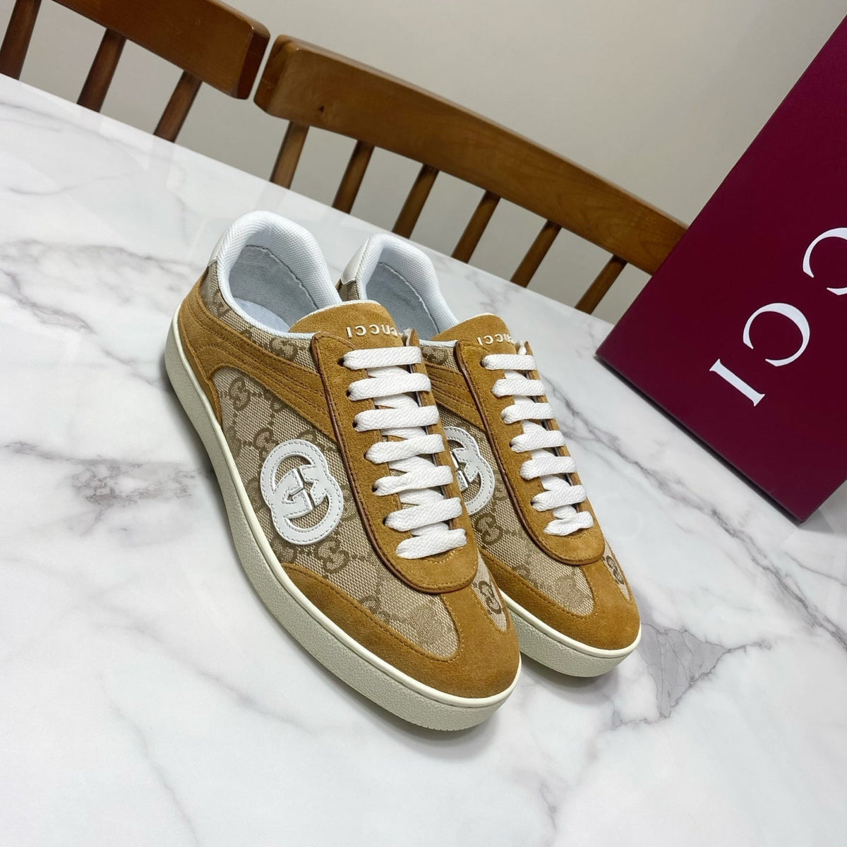 GUCCI 26S SNEAKER IN BEIGE CANVAS AND BROWN SUEDE