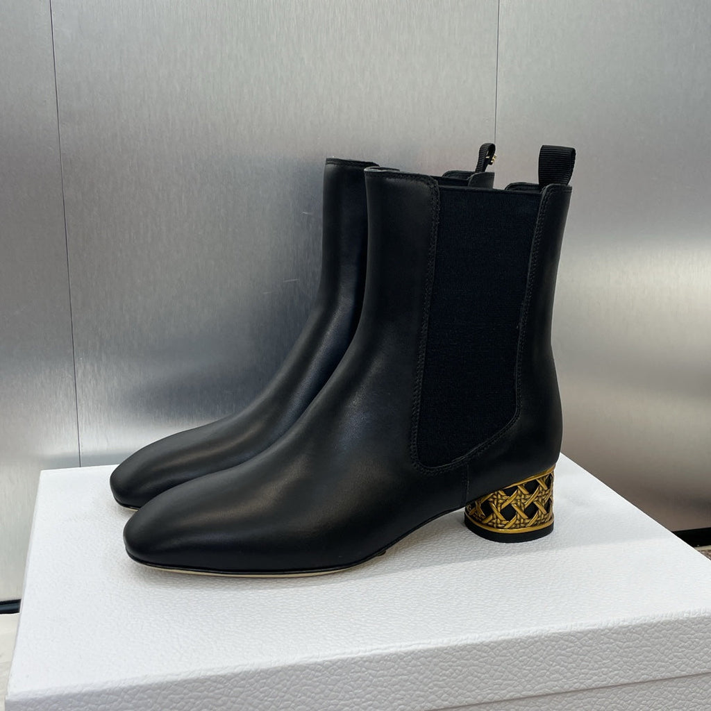 DIOR 25S ANKLE BOOT IN BLACK CALFSKIN