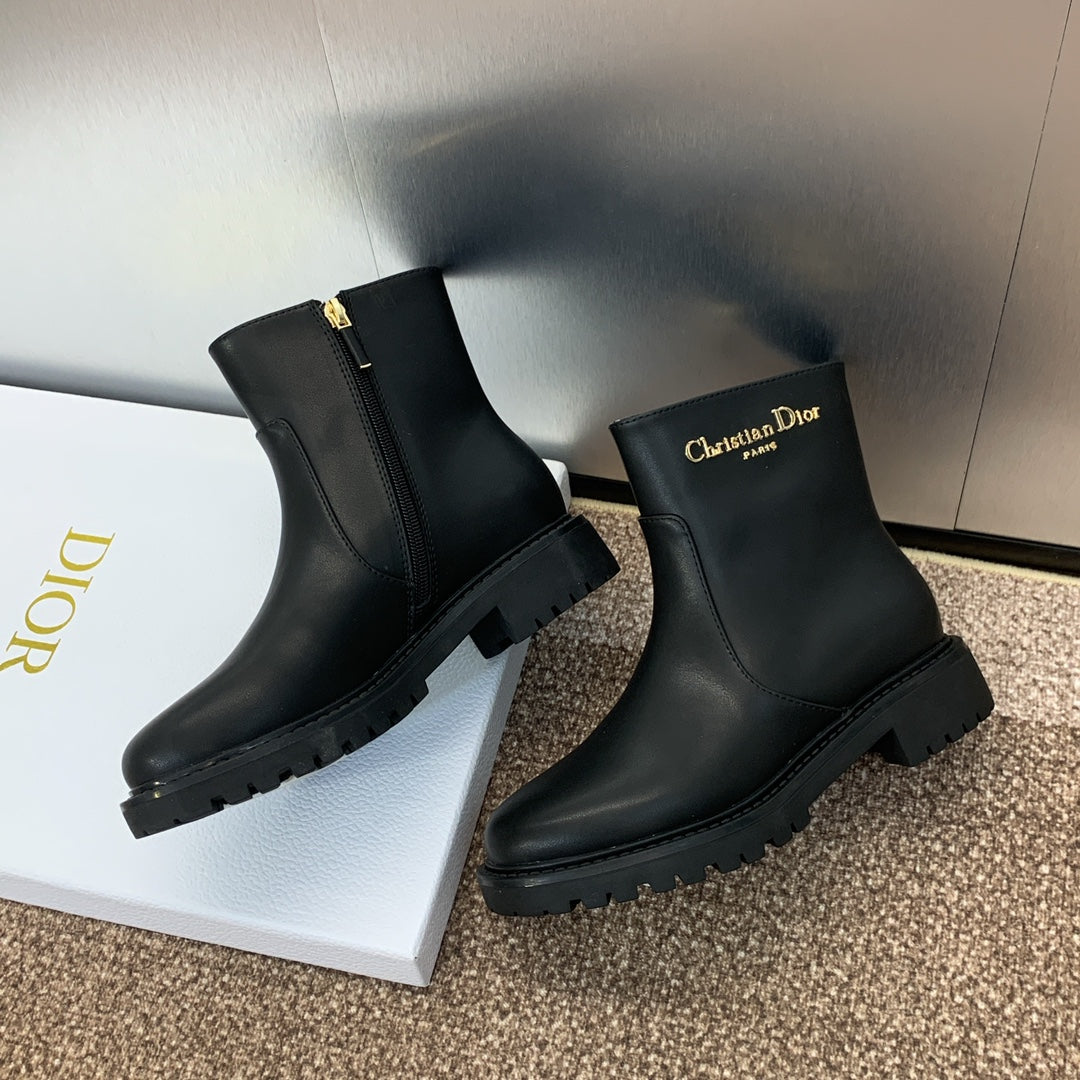 DIOR 25S D-TOWN ANKLE BOOT 25MM IN BLACK BRUSHED CALFSKIN